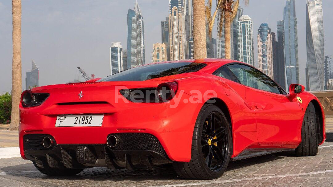 Discover Dubai with Ferrari Rental: Tips and Tricks